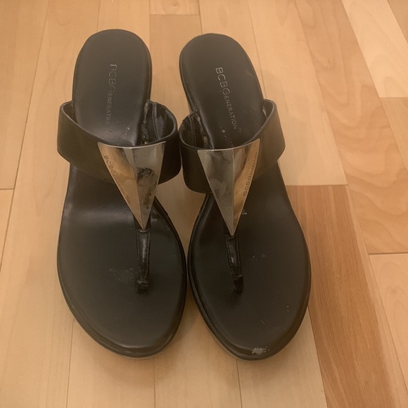 Black Wedged Heels - Picture 2 of 2